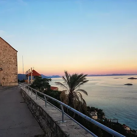 Apartment Elite Flos